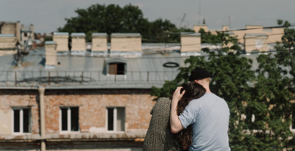 couple enjoying personal space